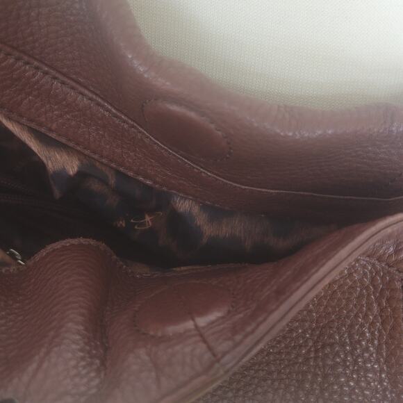 B Makowsky Burgundy Genuine Leather Gold Hardware - Picture 5 of 12